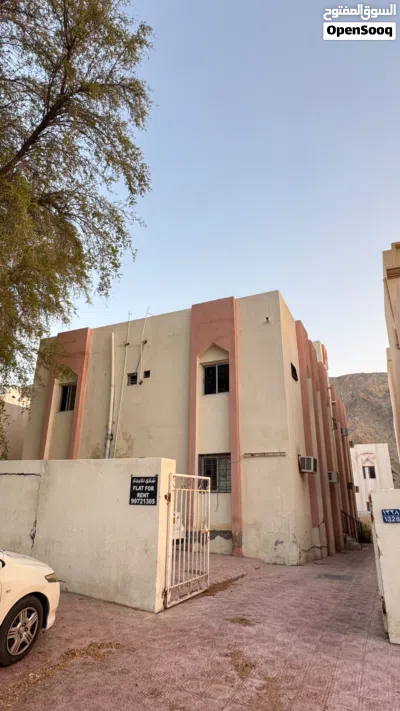بنايه سكنيه موقع ممتاز في الوادي الكبير 3