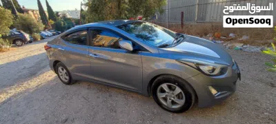 Hyundai Avante Standard 4