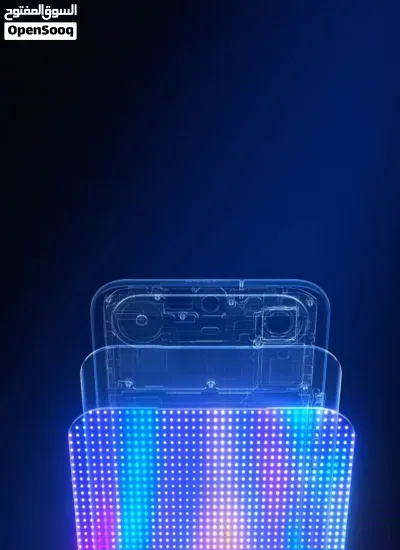 هاتف Tecno Pova Slim 5G يتميز بتصميم نحيف للغاية بسمك 5.95 مم وشاشة AMOLED بتردد 144 هرتز. 4