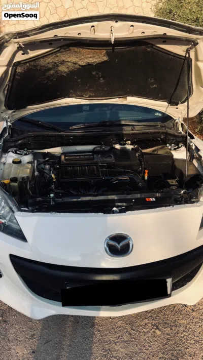 Mazda 3 Standard 2
