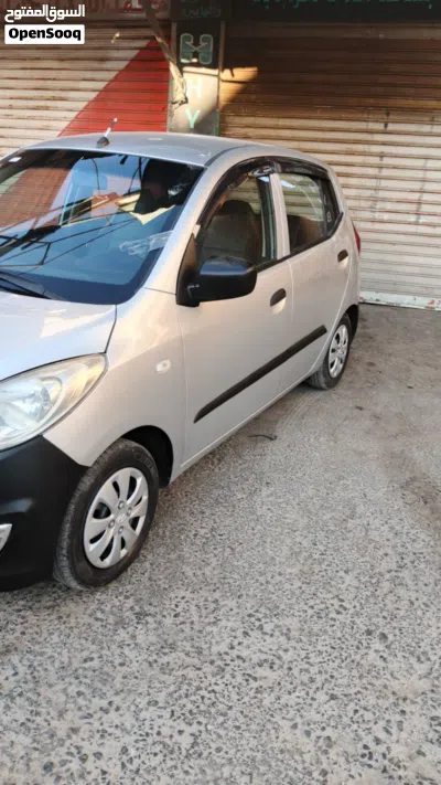 Hyundai i10 Standard 3