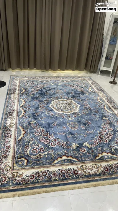 سجاد شبه جديد استعمال شهر فقط 3