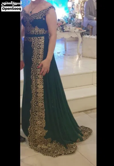 فساتين طويله للاعراس ملبوسه مره واحده للبيع 3