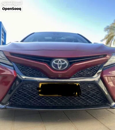 Toyota Camry SE 3