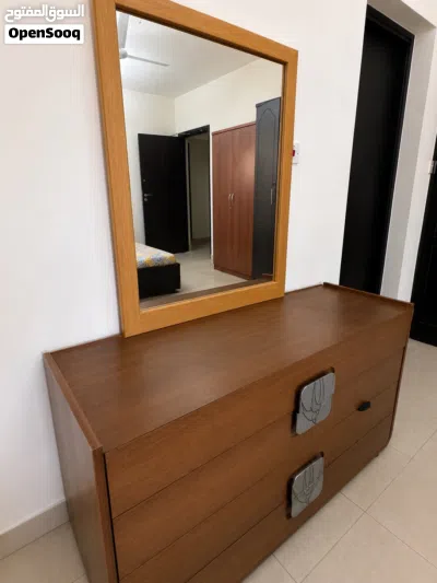 Dressing table 2