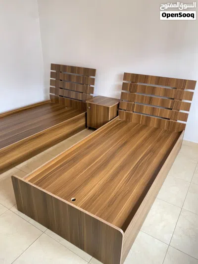غرفه نوم شباب لامنيت تفصيل ممتازه استعمال اسبوع فقط مع تختين مفرد نظام تخزين وكمدينه مع خزانه ب 2