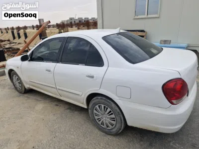 نيسان صني Standard 4