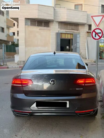 فولكسفاغن باسات Standard 3