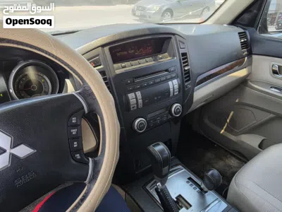 ميتسوبيشي باجيرو GLS 4