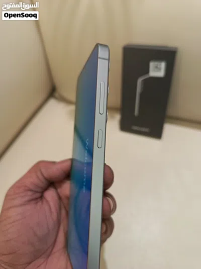 Samsung S25FE 4