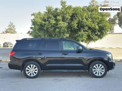 Toyota Sequoia Platinum 4