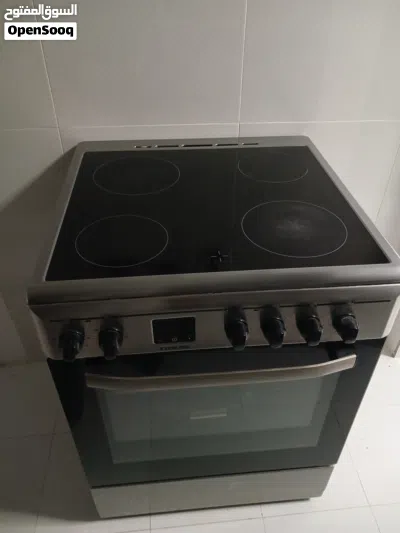 Nikai 4-Burner Electric Cooker with Oven & Ceramic Top 3
