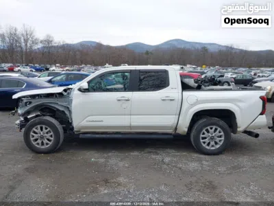 Toyota Tacoma SR5 3