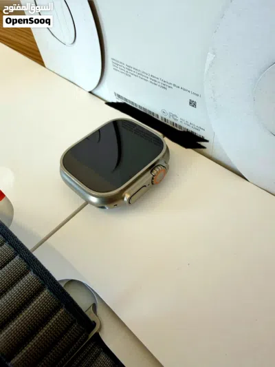 للبيع Apple Watch Ultra 2 — 49mm Titanium + باندين أصليين 4