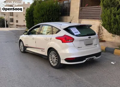 Ford Focus ST 3