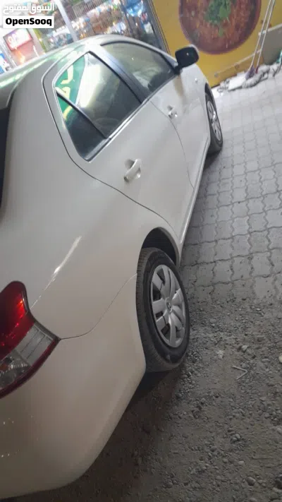 Toyota Yaris SE 3