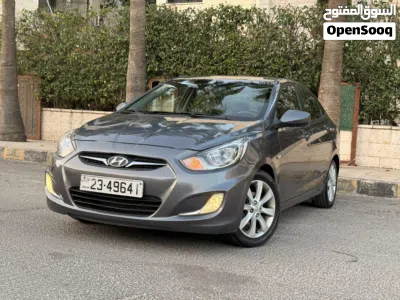 Hyundai Accent GLS 2
