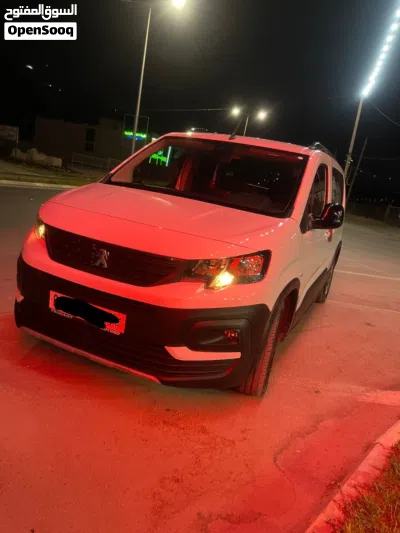 بيجو ريفتر Standard 2