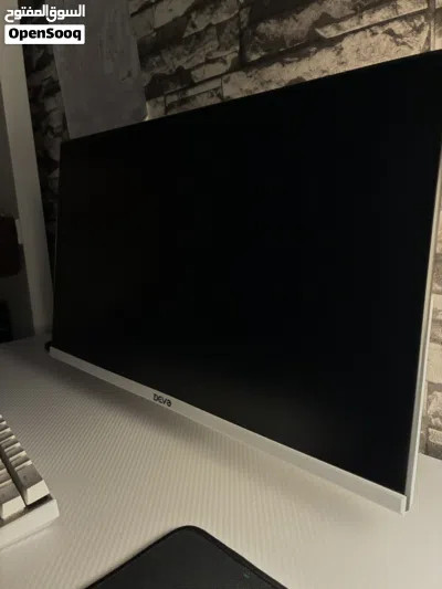 للبيع شاشة Devo مقاس 24 إنش، 165Hz، لون أبيض. 2