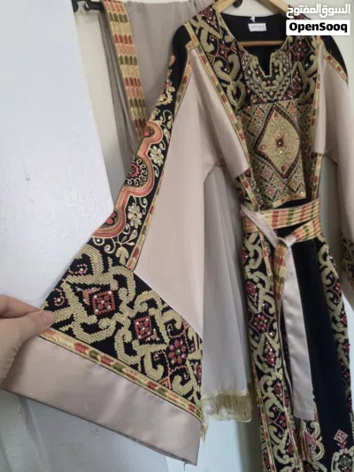 أثواب مطرزة 3