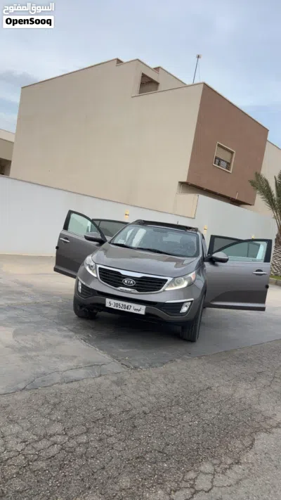 Kia Sportage EX 4