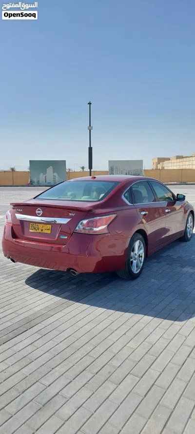 Nissan Altima SV 2
