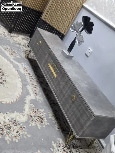 ميز موردن انيق 4