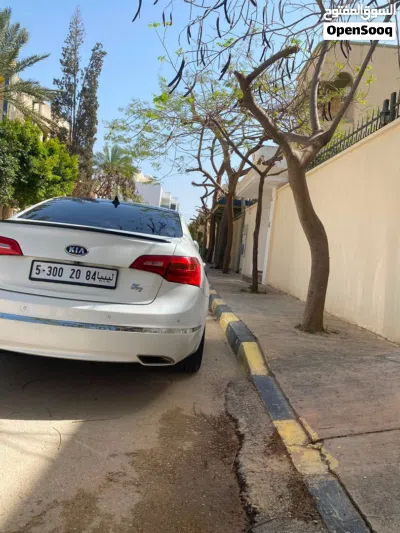 Kia Cadenza Limited 4