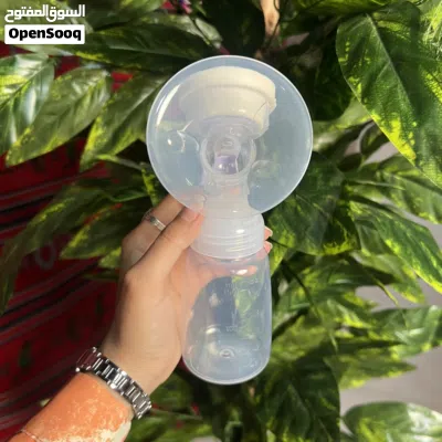مضخة حليب الأم اليدوية المريحة REALBUEE 4