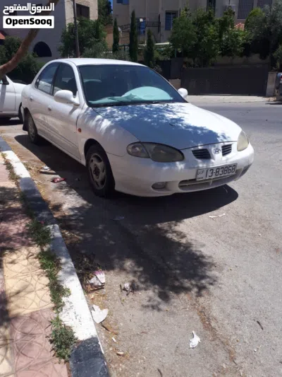 Hyundai Avante Standard 2