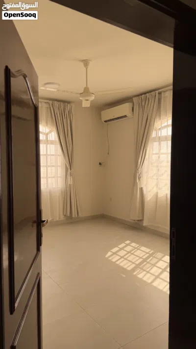 2-bed 1-bath Al-khuwair 33 4