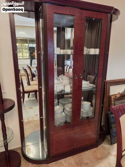 طاولة طعام 8 كراسي وبوفيه عدد 2 2