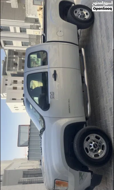 GMC Sierra 2500 HD 2