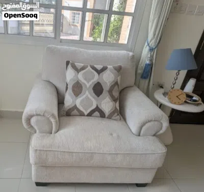 sofa set was 800 OMR 4
