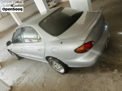 هيونداي افانتي Standard 3