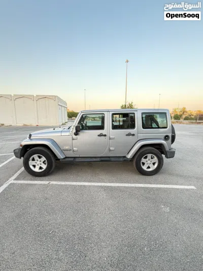 Jeep Wrangler Sahara 4