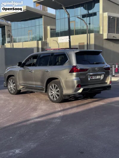 Lexus LX LX 570 4