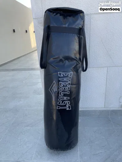كيس ملاكمة جلد 55kg + هدية قيمة +مع قفازات 2TUF 2TAP اصلية 3