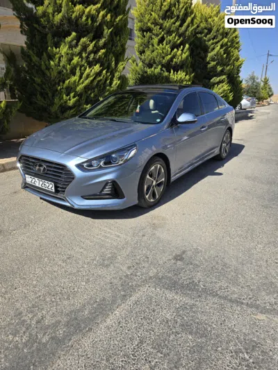 كيا نيرو Standard 3
