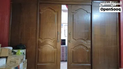 باب فاصل شبه جديد فخم جدآ قياسه 2,7×4 2
