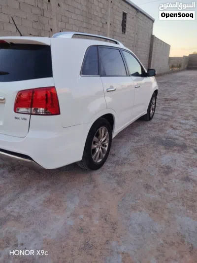 Kia Sorento SX Prestige AWD 3