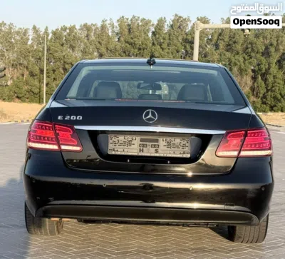 مرسيدس بنز الفئة-E E 200 2
