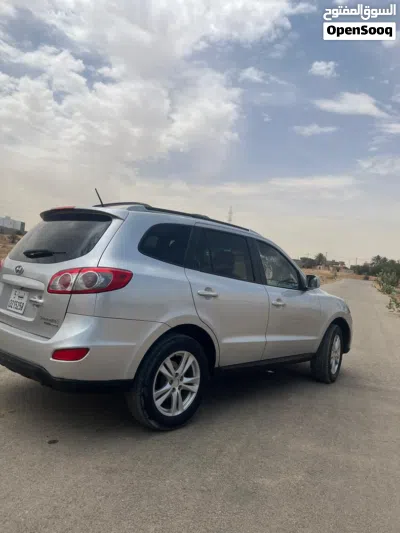 Hyundai Santa Fe Blue 3