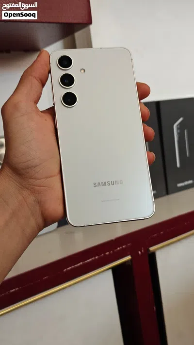 الضخم s24fe الكتروني ذاكره 128 رام 8 السعر 65000 4