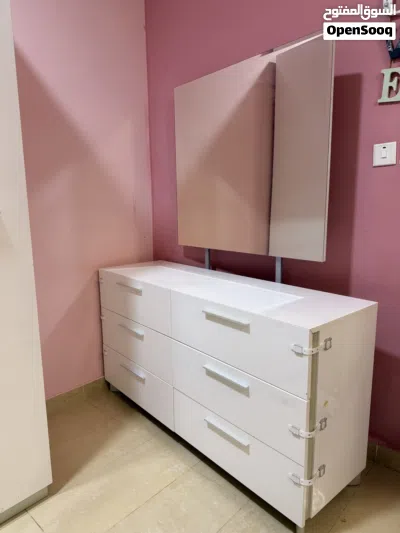 تسريحة من هوم سنتر فاخرة مع مرآة كبيرة وأنيقة و6 أدراج واسعة Dressing Table buy it from center 2
