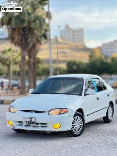 Hyundai Accent GL 2