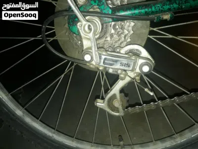 دراجات ألمانية وإيطالية وحدة 28 والأخرى 26 وأيضا دراجة 26 دبل راكب 4