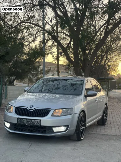 سكودا اوكتافيا Standard 2