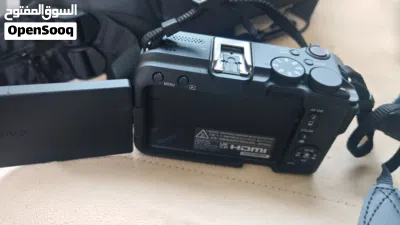 Cameta Canon r50v like new without lens. Price 200 كامرة كانون شبه جديده استعمال شهر واحد بدون عدسة 3