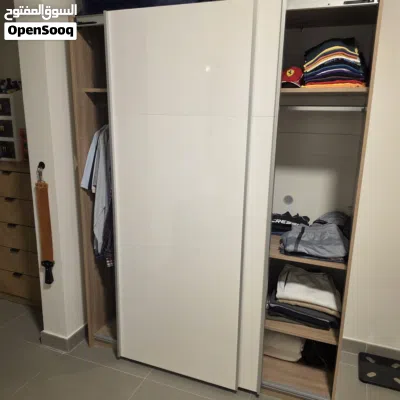 Wardrobe with sliding doors Homecenter - خزانة بأبواب جرارة من هوم سنتر 2